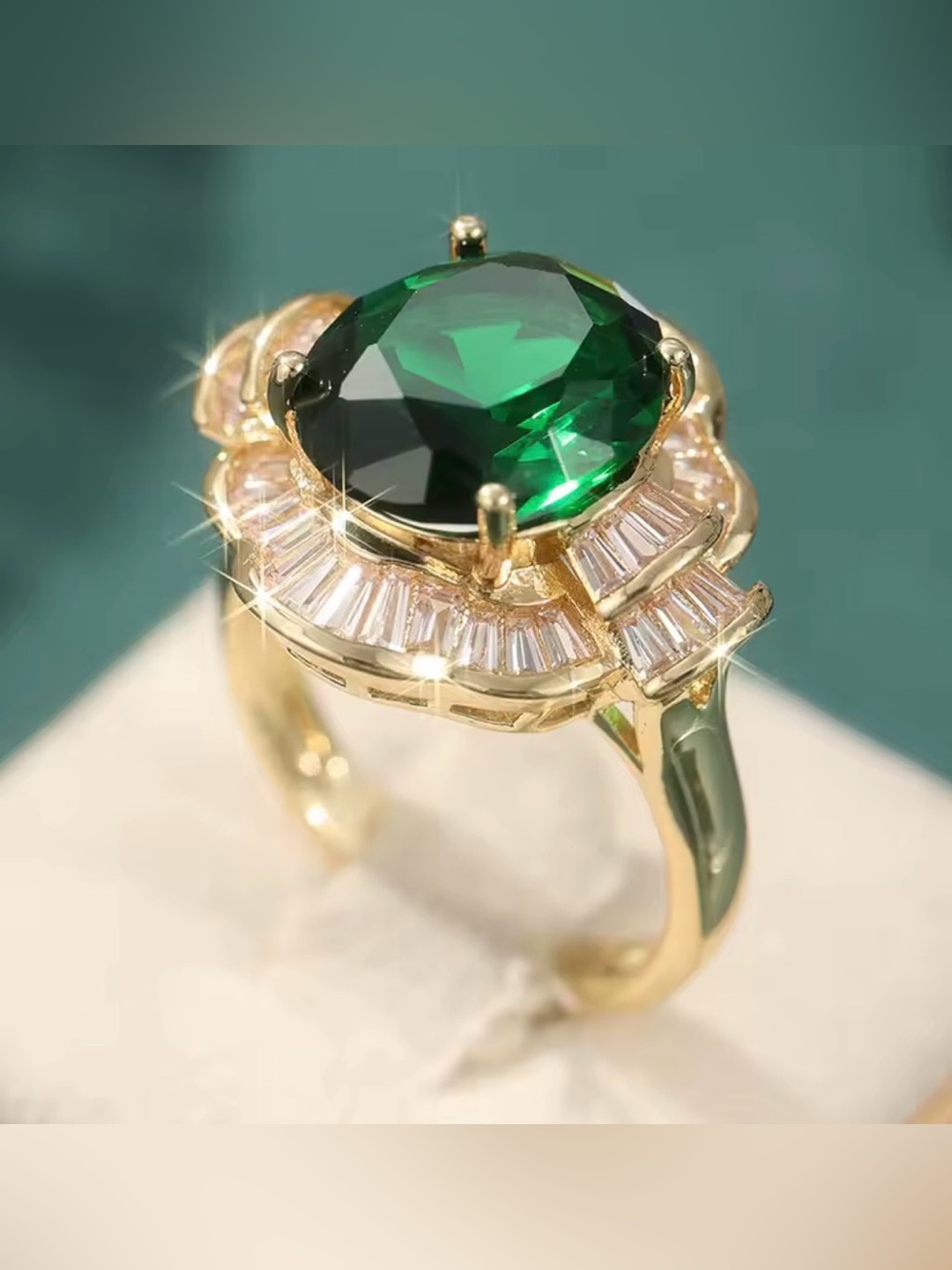 Emerald Green Gold Cocktail Ring